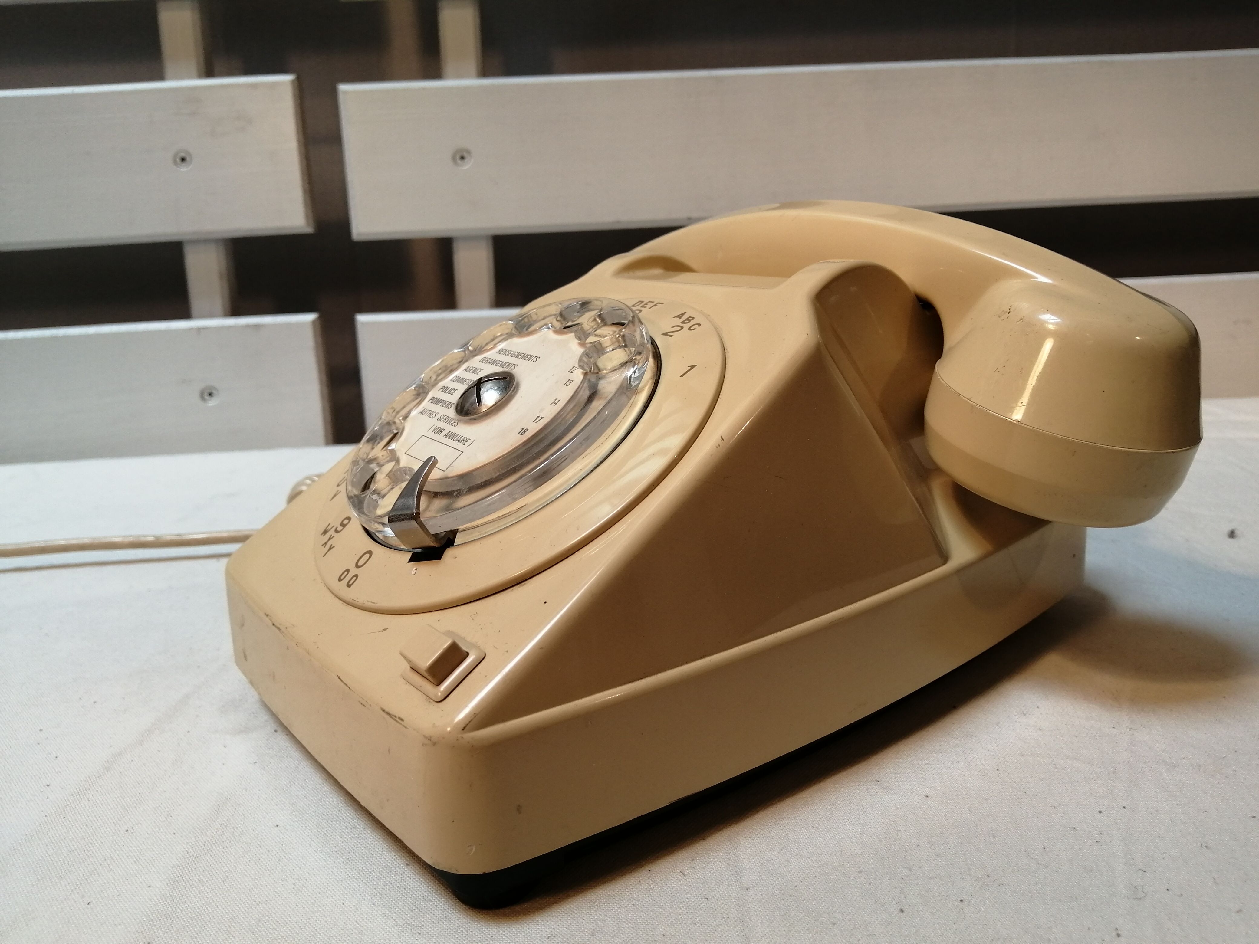 Bakelite socotel dial phone - vintage