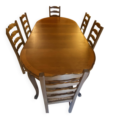 Table en merisier massif style Louis XV