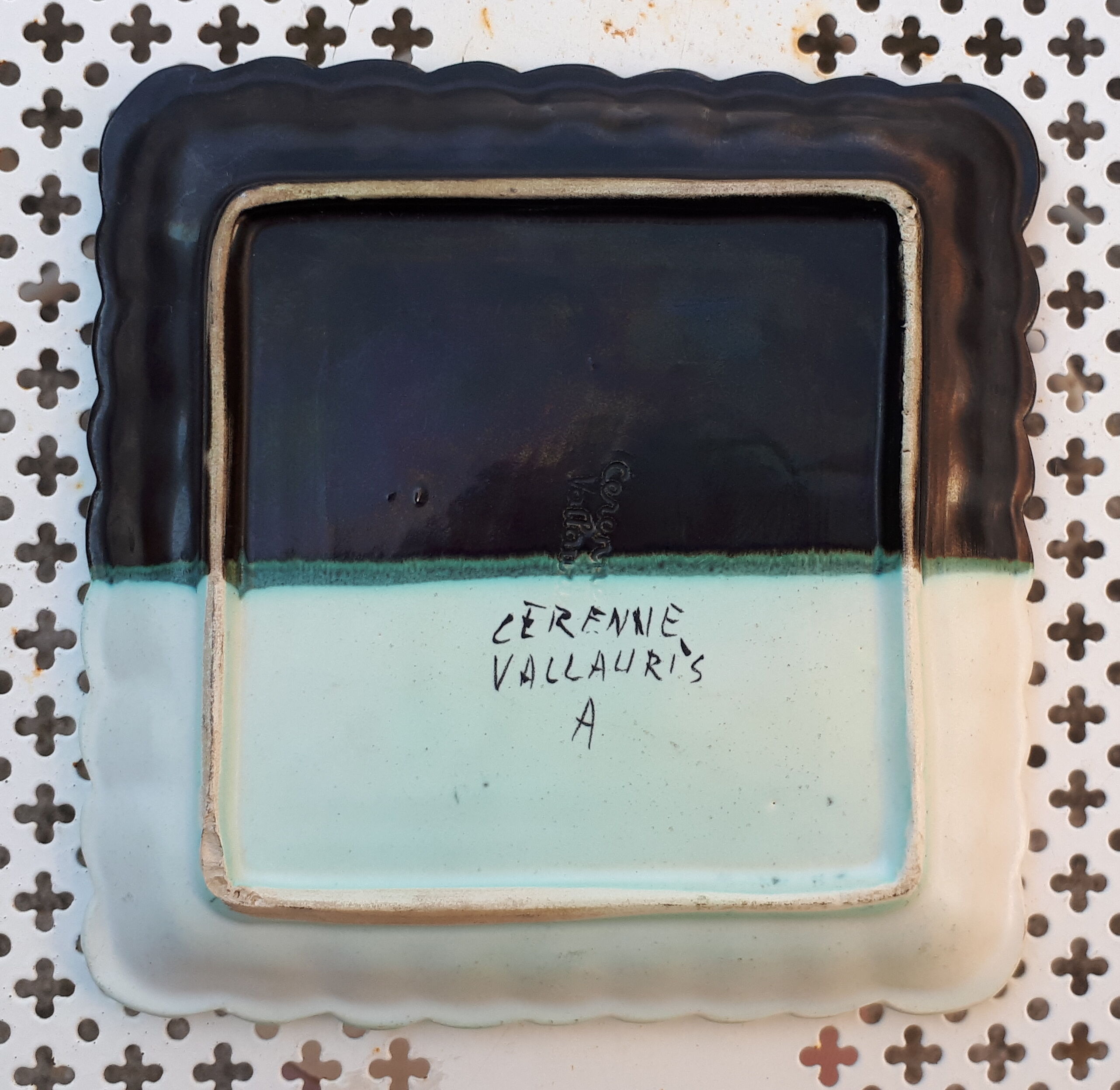 Empty pocket Cerenne Vallauris Yellow Carnation