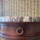 Louis XVI side table in precious wood, marble and glass-fronted cabinet – Haentgès Frères