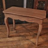 Table basse, de chevet, d’appoint, chêne clair.