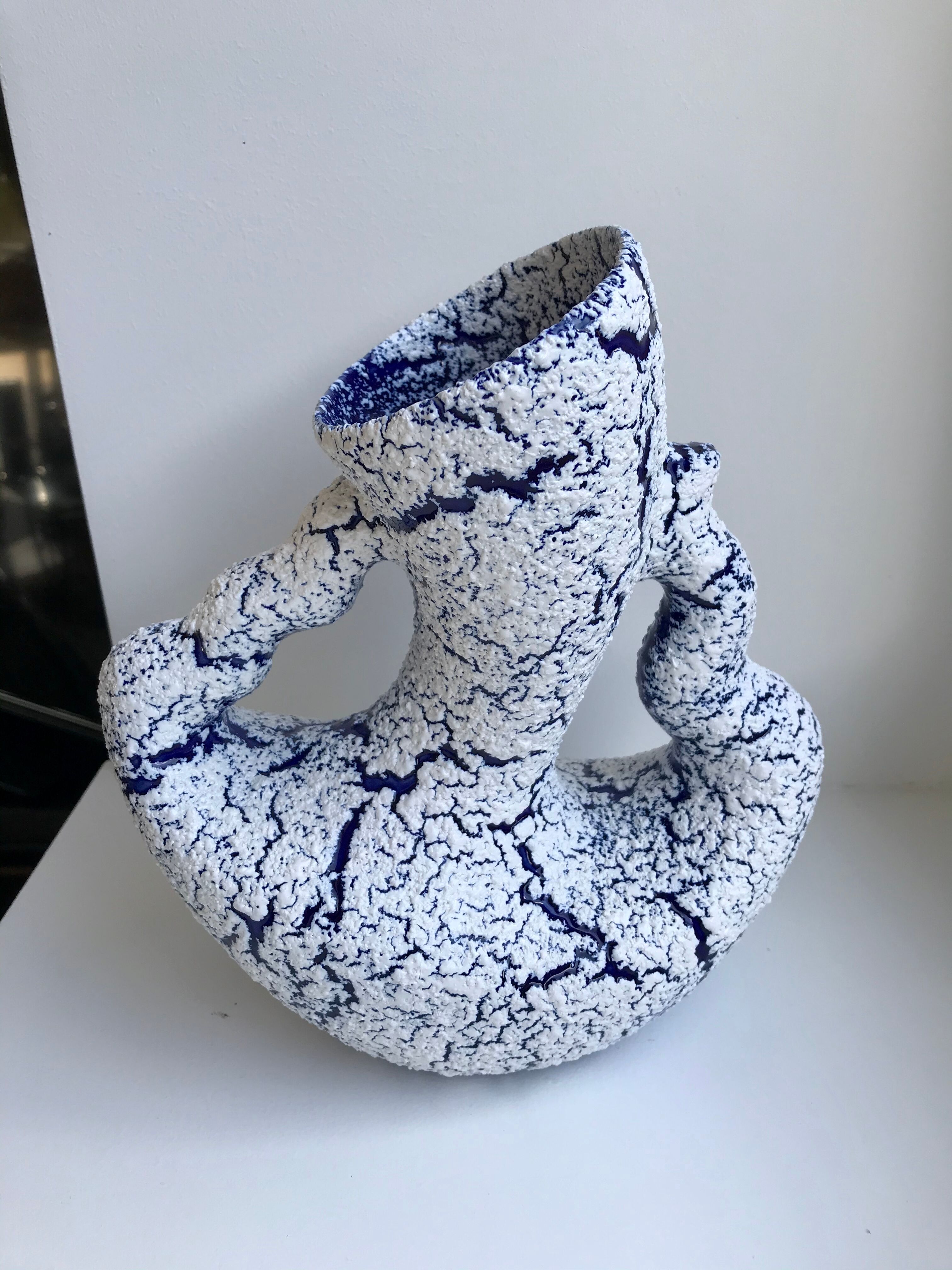 Vase design fat lava blue 70s