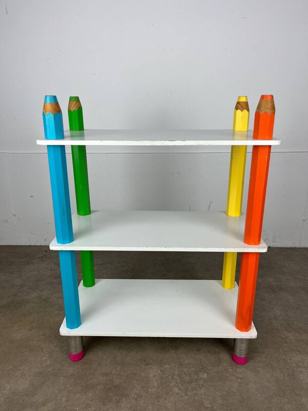 Étagère crayon pour enfant style Pierre Sala