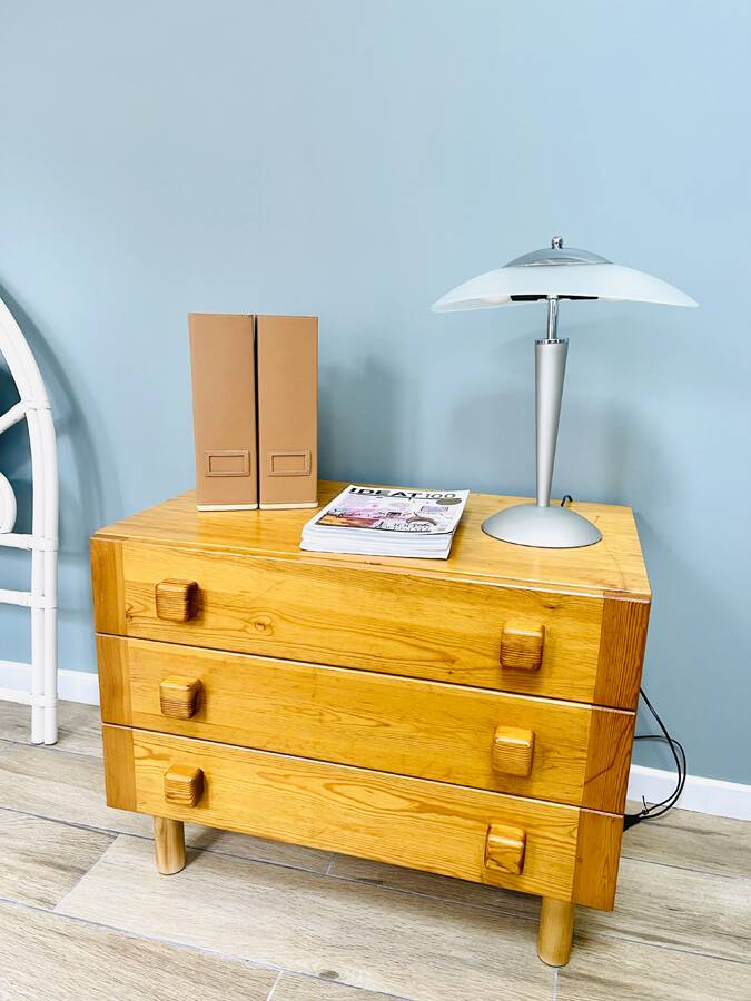 Pair of pine chests of drawers, circa 1970.