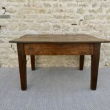 Solid wooden coffee table, with drawer
