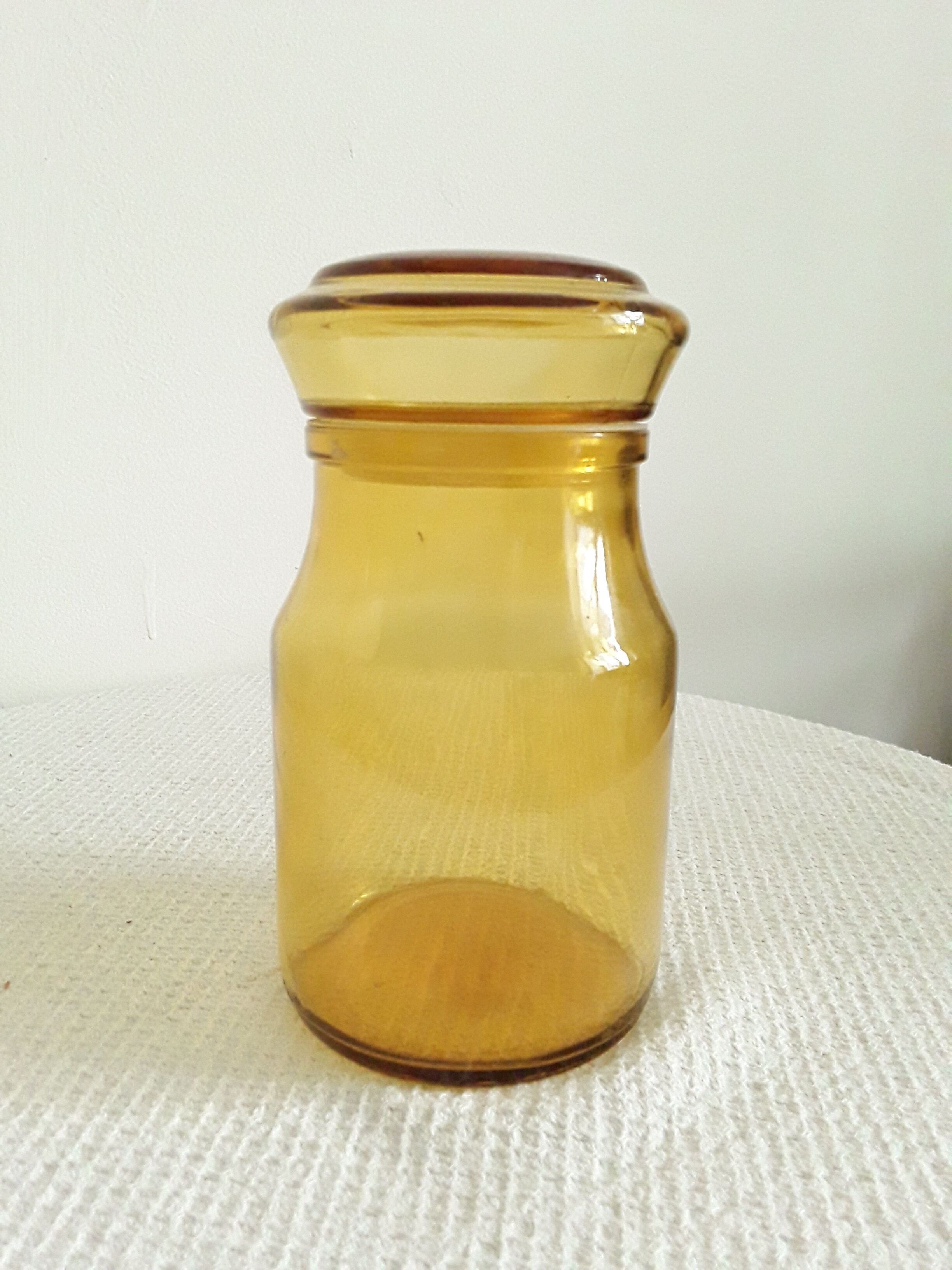 Bocal vintage en verre jaune