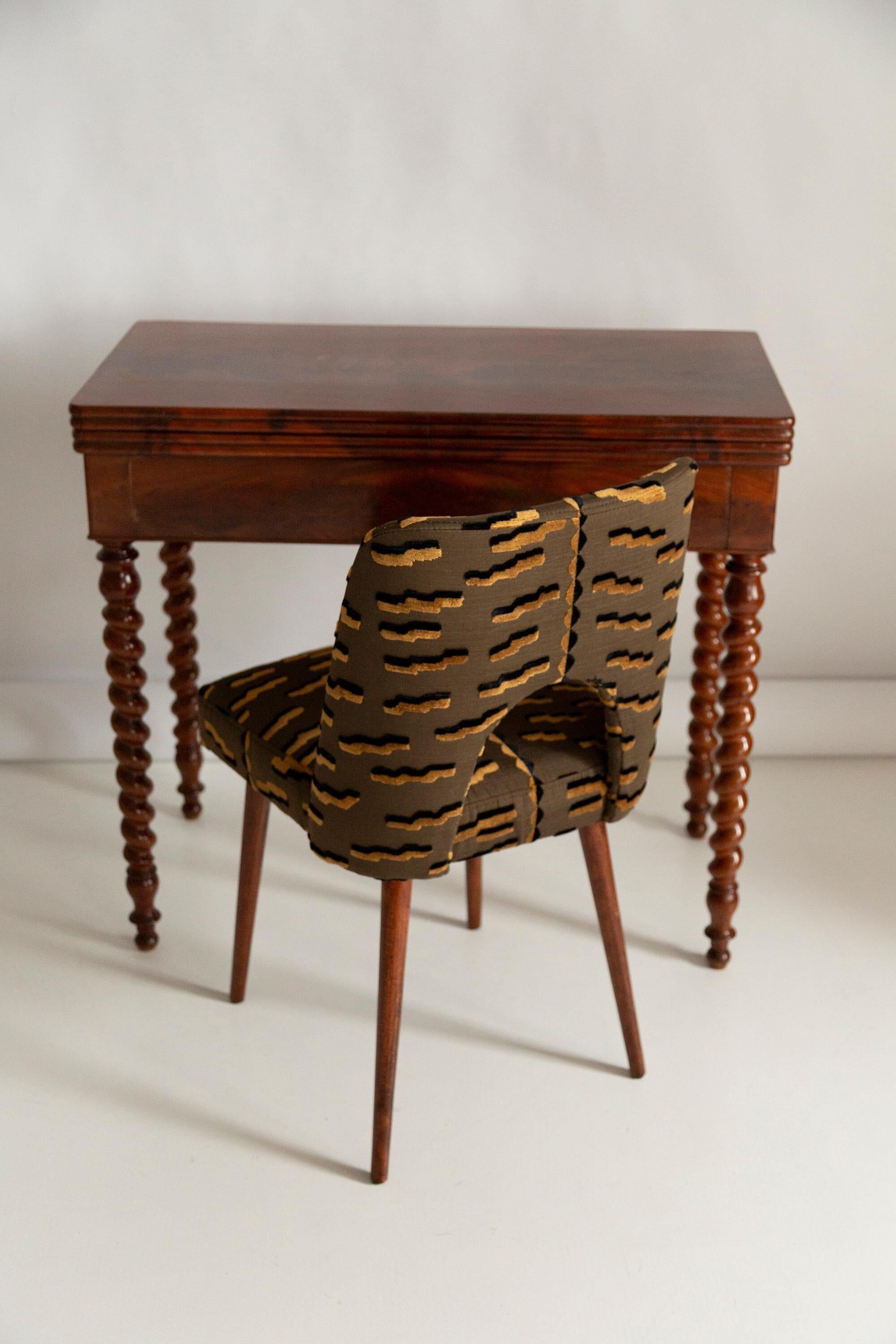 Shell chair type 1020 in jacquard velvet with tiger pattern, Europe, 1960s