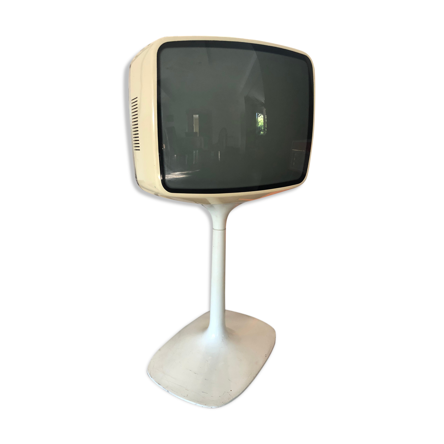 Vintage tv with continental edison tulip foot