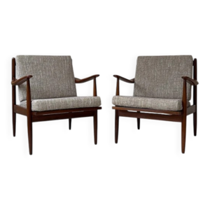 Deux fauteuils en teck