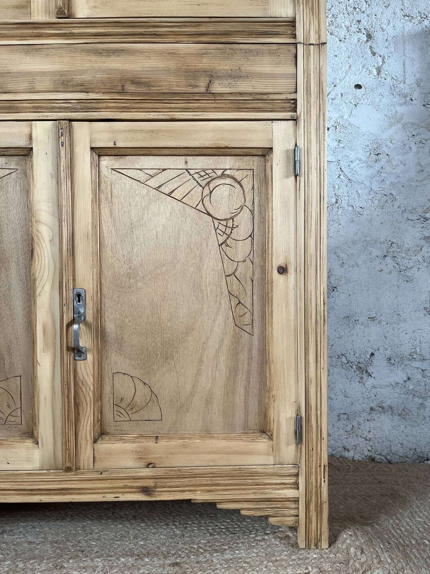 Art Deco sideboard in fir wood