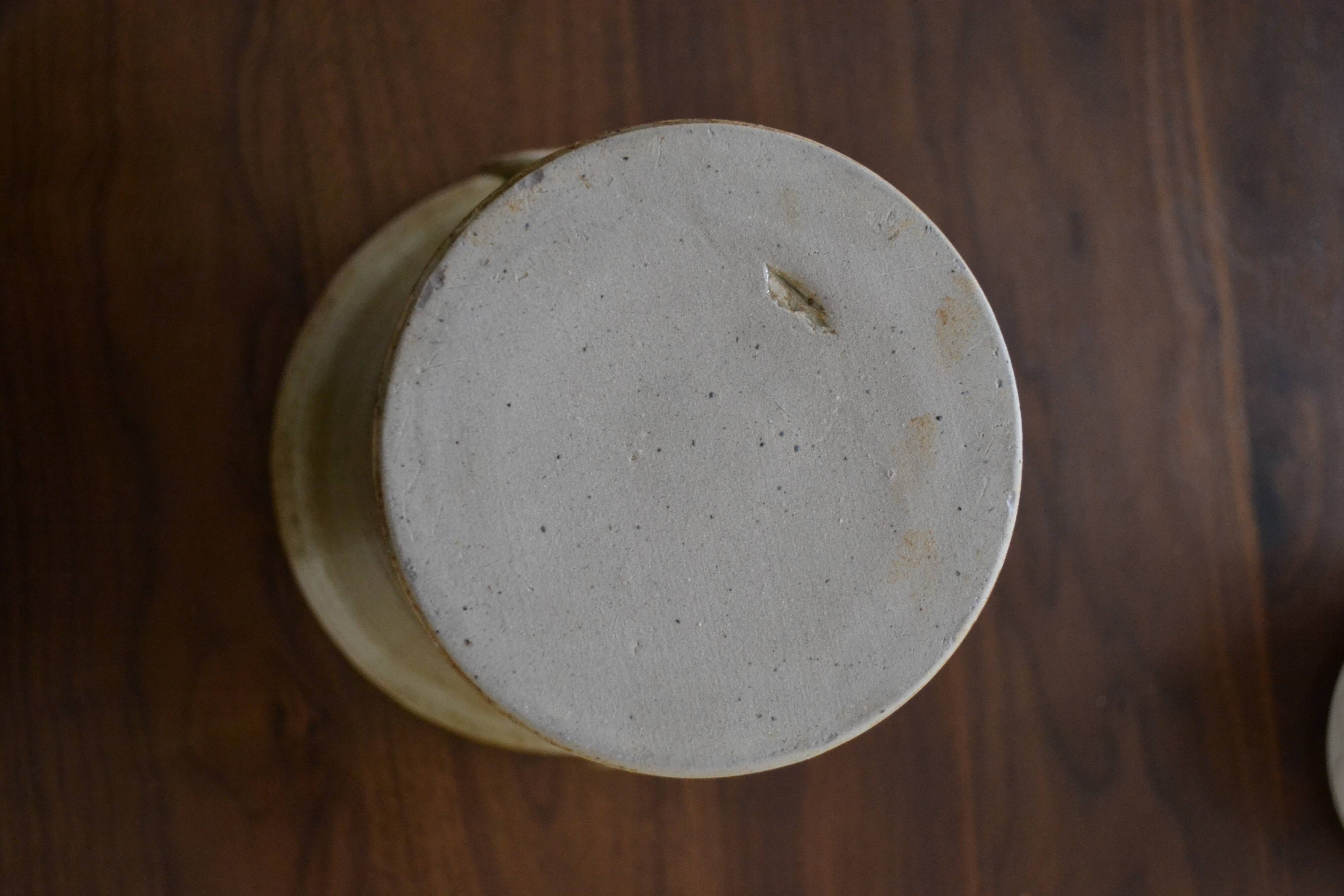 Sandstone champagne bucket