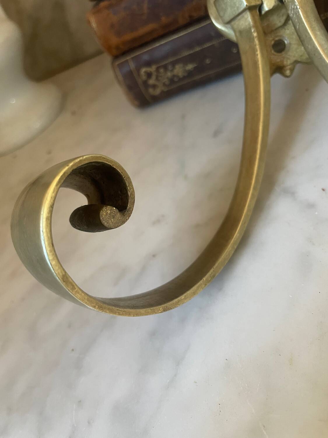 Coat rack, double hook in bronze from the 19th century.
