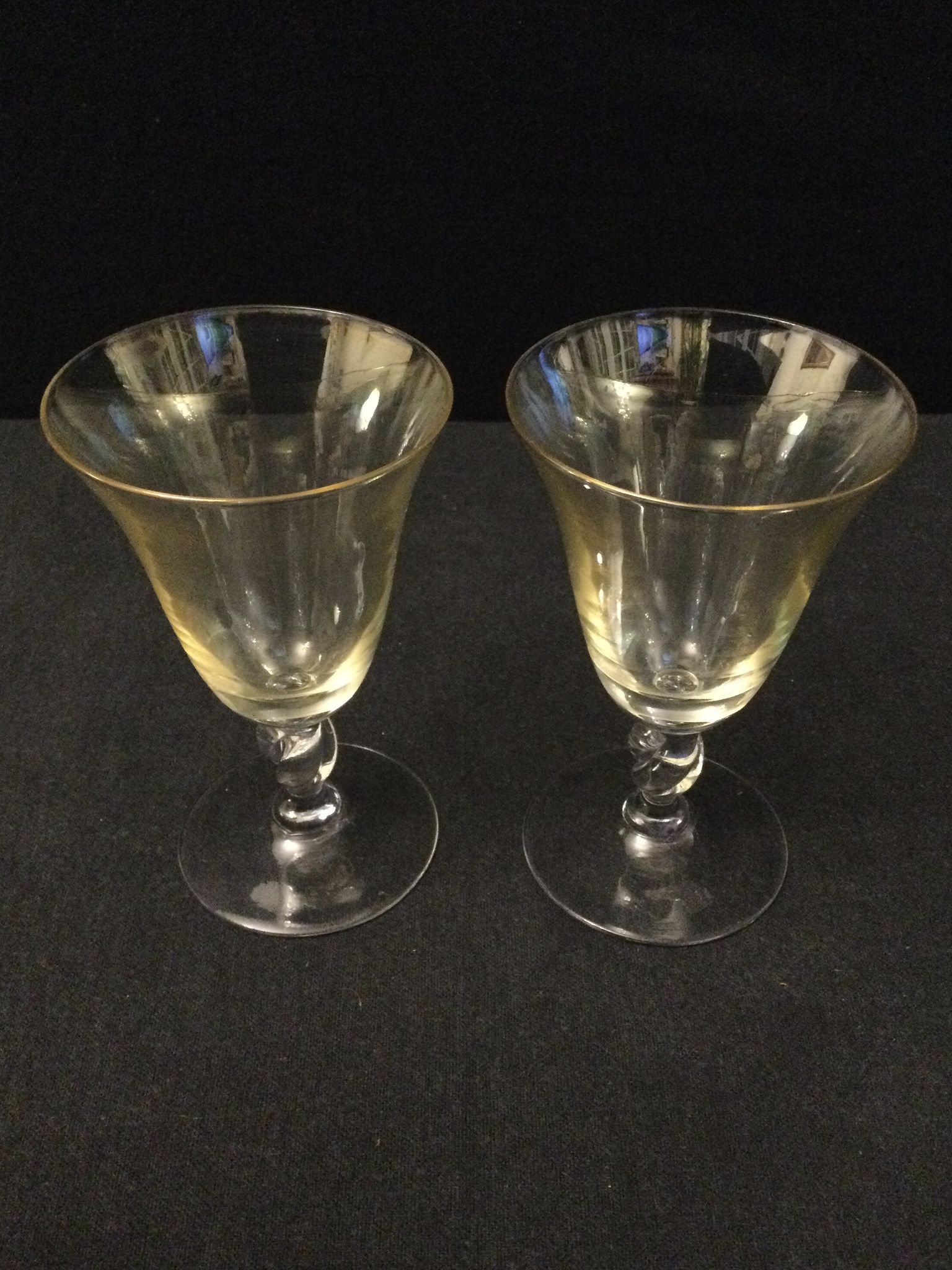 Serie de 10 verres de couleurs