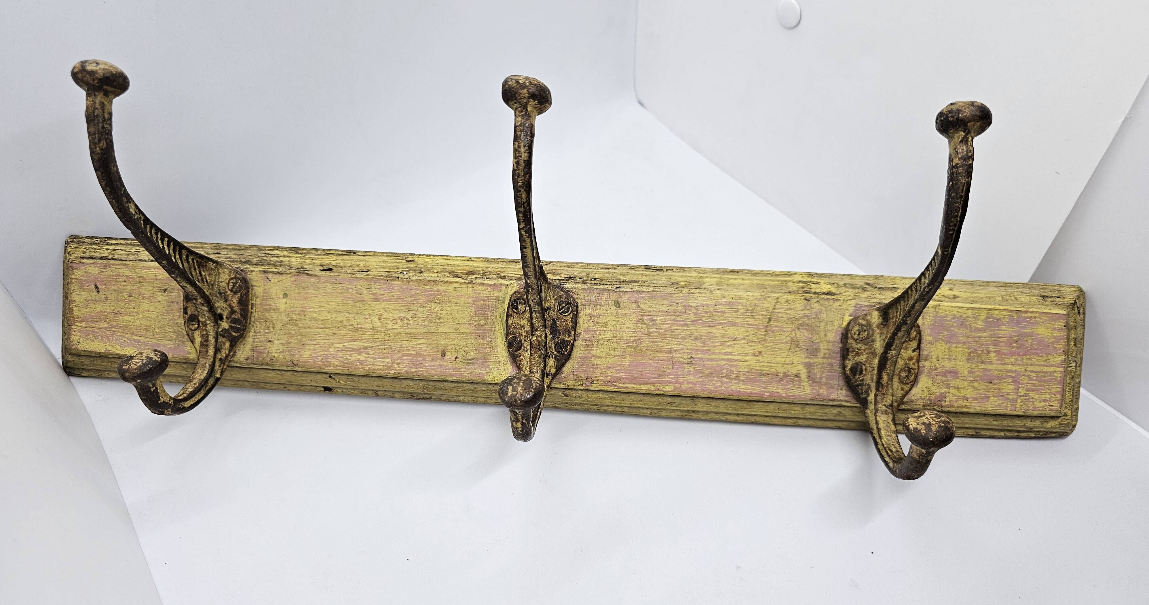 Solid teak coat hook with 3 double cast iron hooks