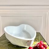 Heart-shaped fruit drainer dish