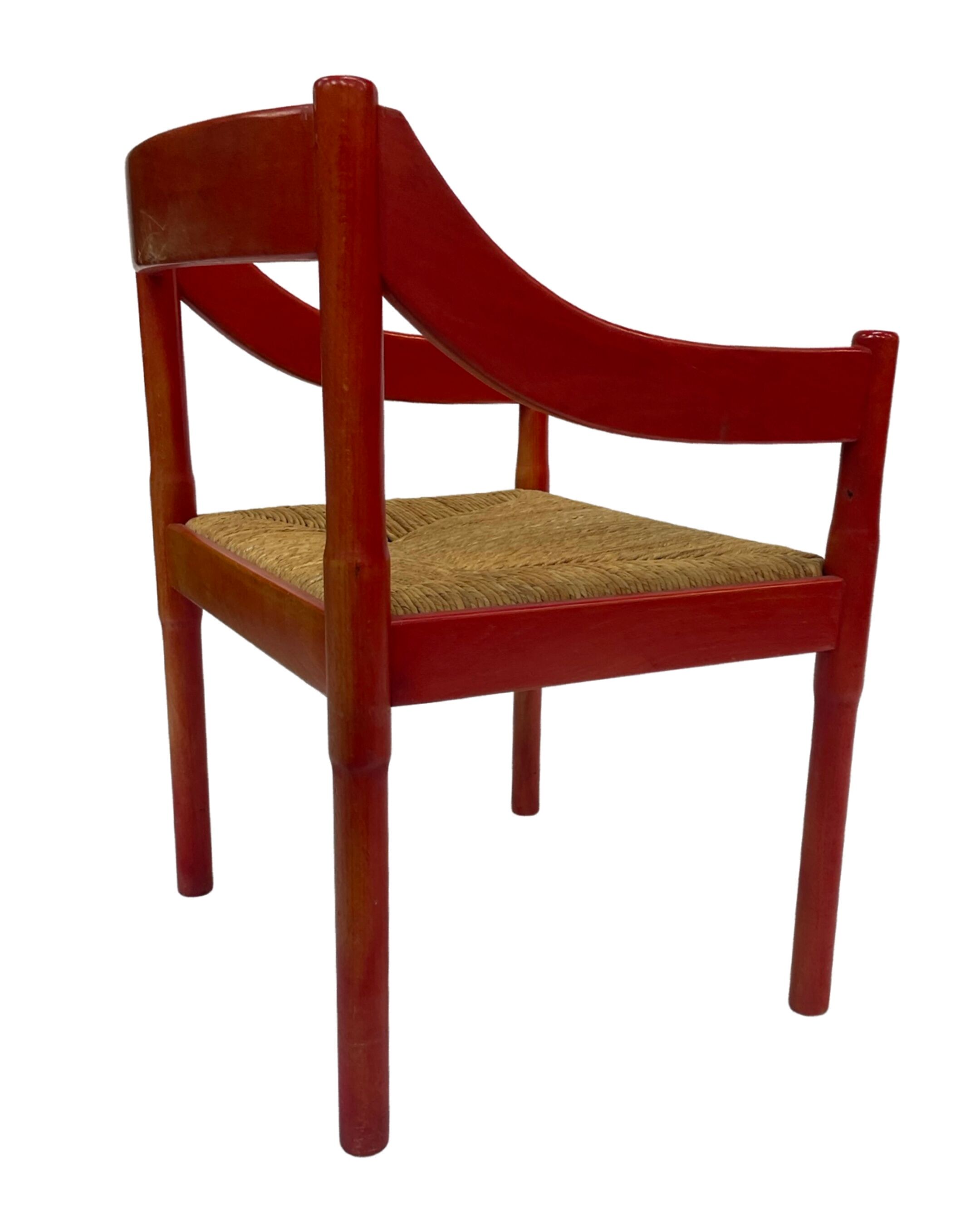 Fauteuil Carimate modèle 892 Vico Magistretti pour Cassina en rouge