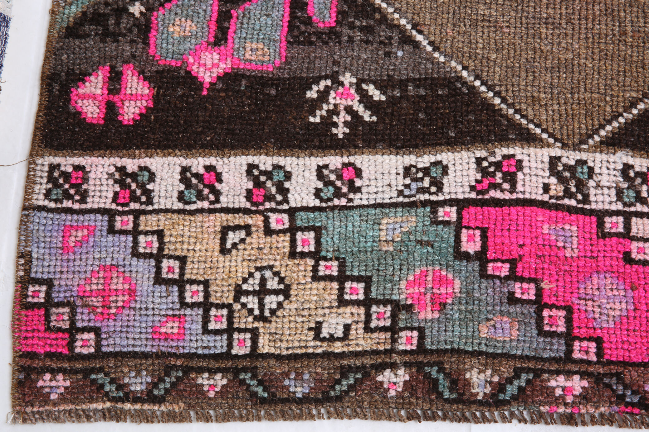 Geometric brown oushak runner rug, 97x326cm