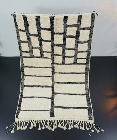 Handmade Beni Ourain rug, 150/250cm