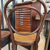 Ancienne paire de chaises bistrot Thonet N10