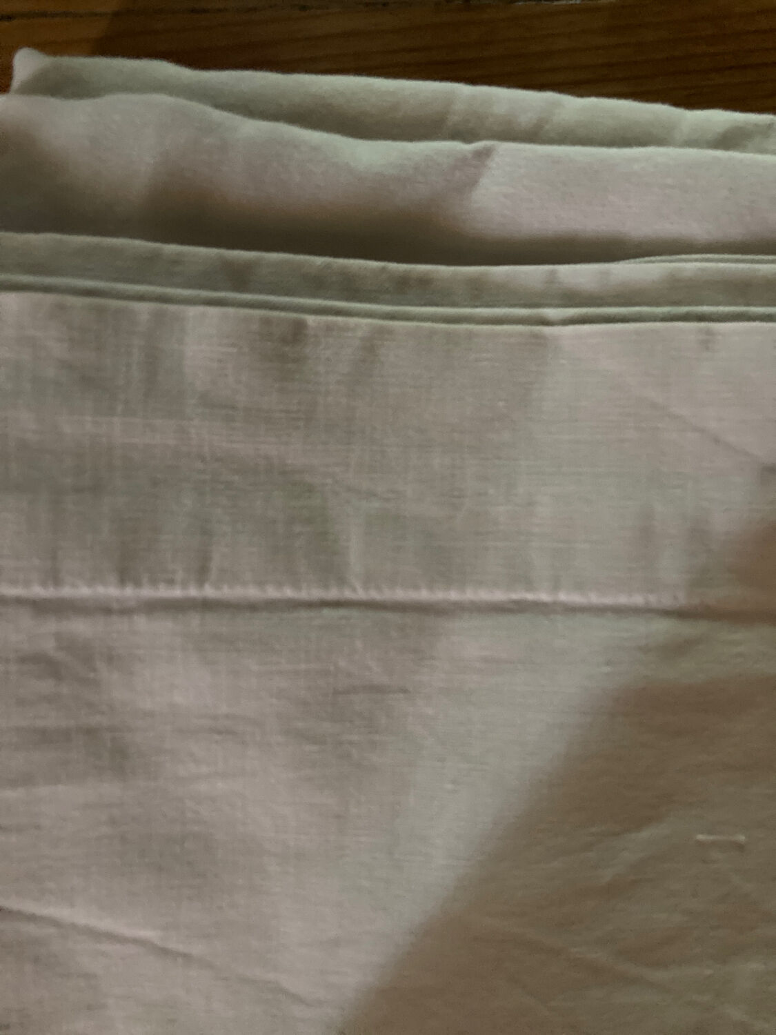 Linen sheet and white cotton