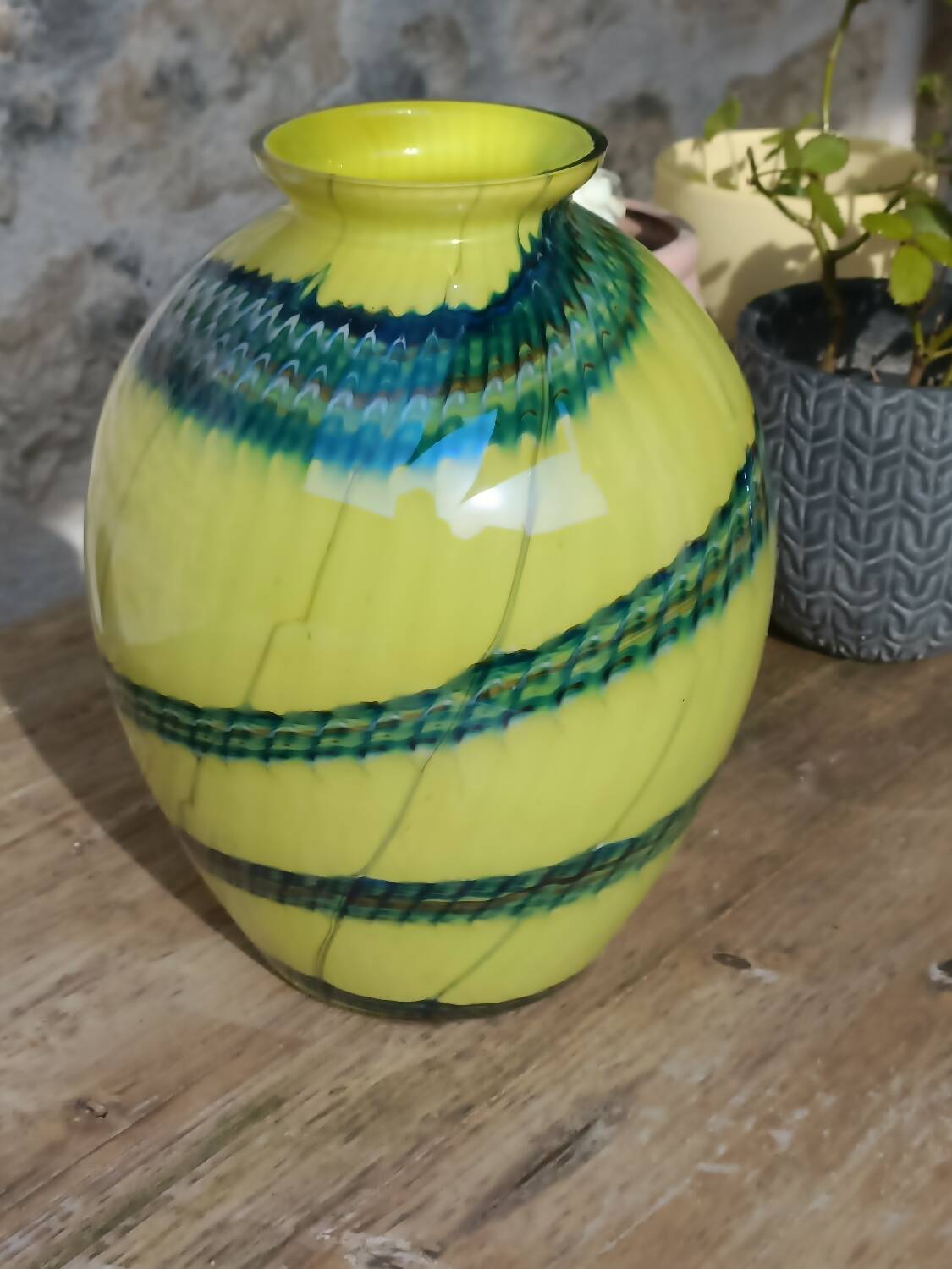 Two-tone blown glass vase, 70s