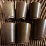 Série de tasses en grès