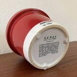 Pantone Universe x Serax red planter