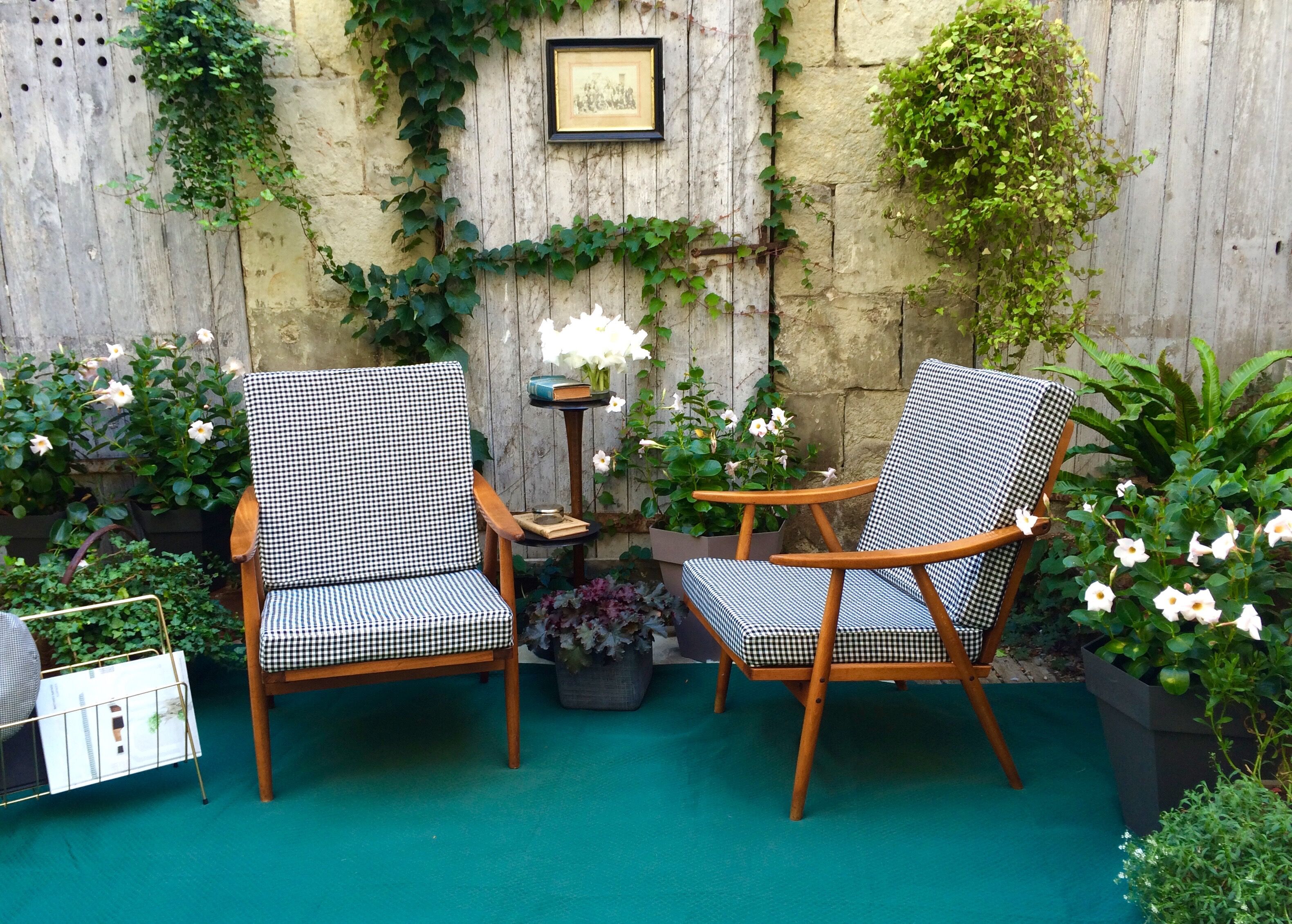 Pair of Thonet armchairs