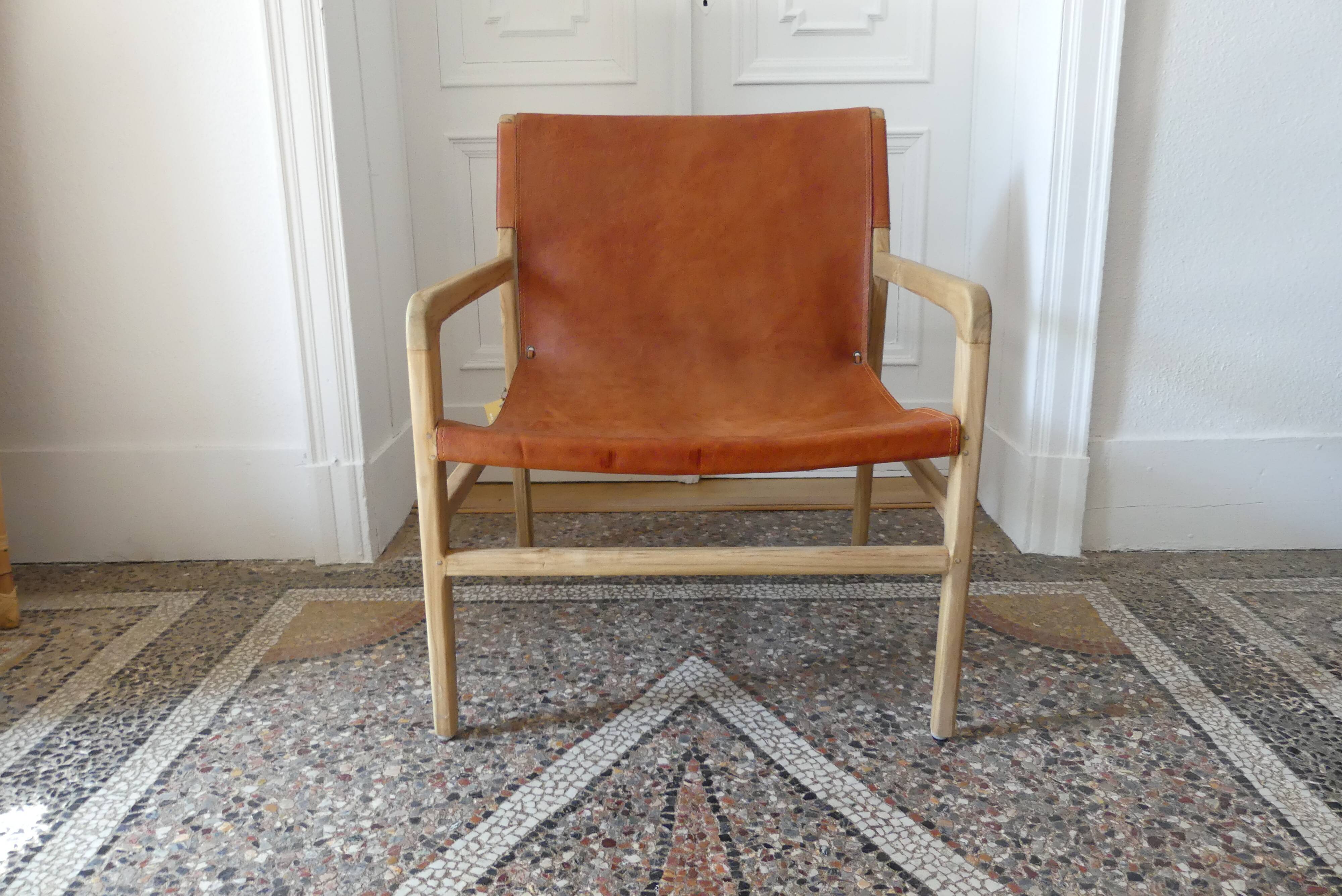 Havana armchair in teak and cowhide leather