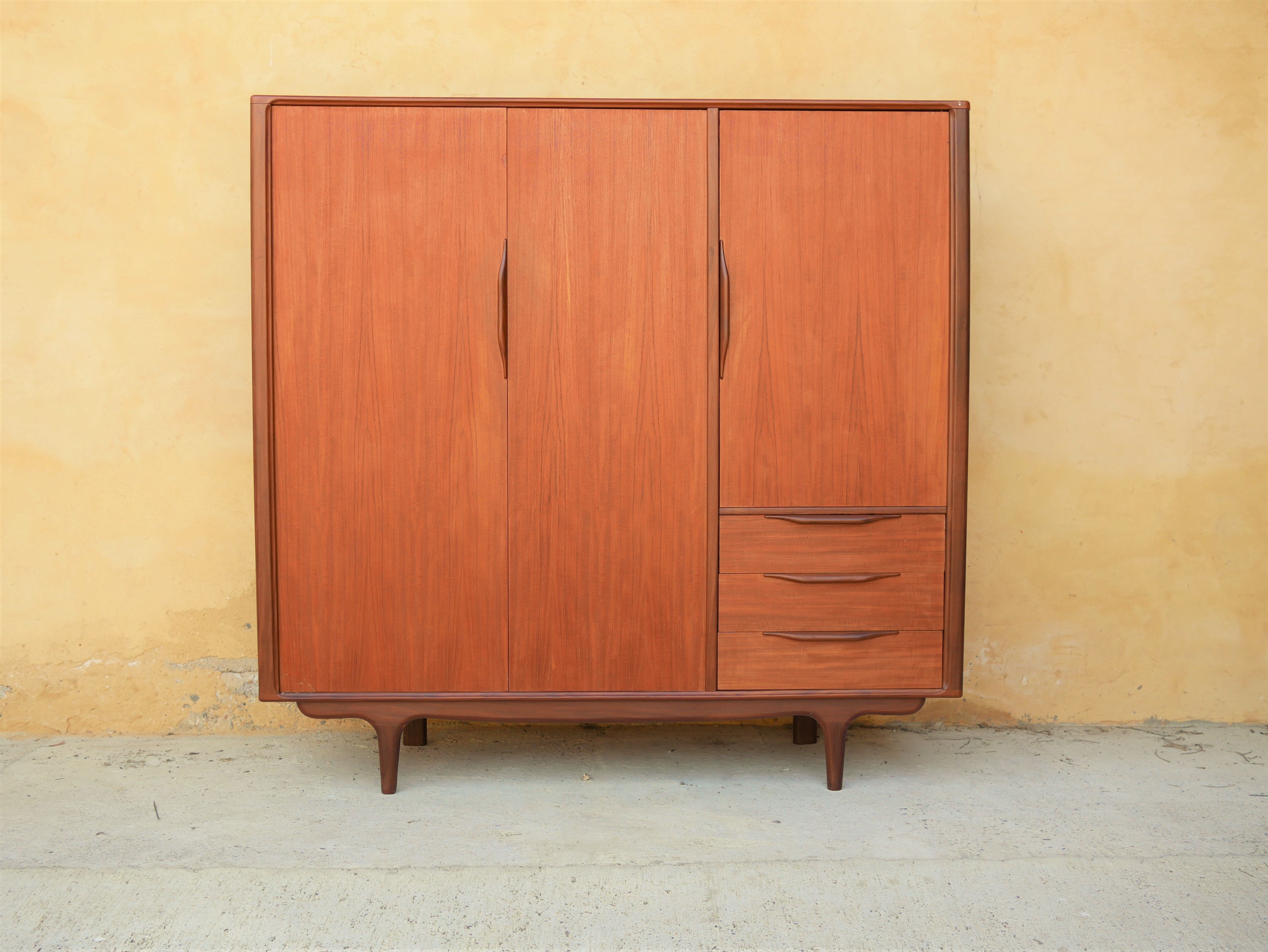 Scandinavian teak wardrobe by Roche-Bobois editions