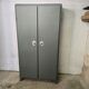 Armoire métallique de cuisine aux bords arrondis 1950