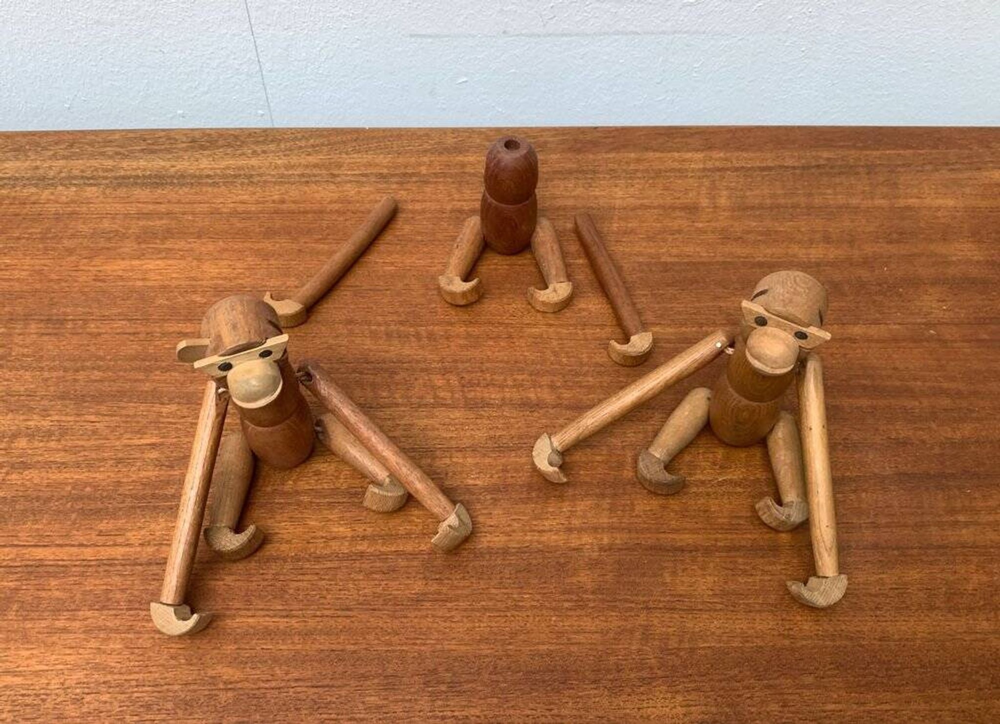 Singes en bois danois du milieu du siècle, lot de 3