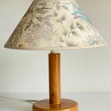 LAMP in Solid Pine Floral Shade VINTAGE