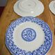 Flat plates Gien with blue patterns in perfect condition.