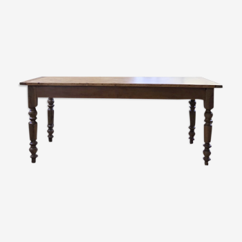 Turned legs farm table