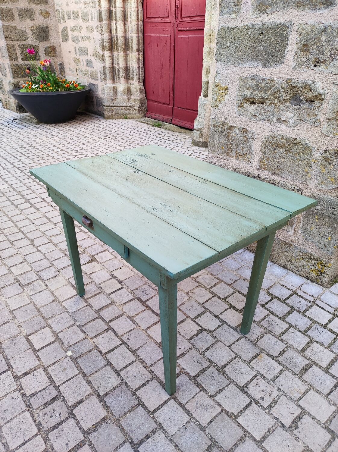 Farmhouse table