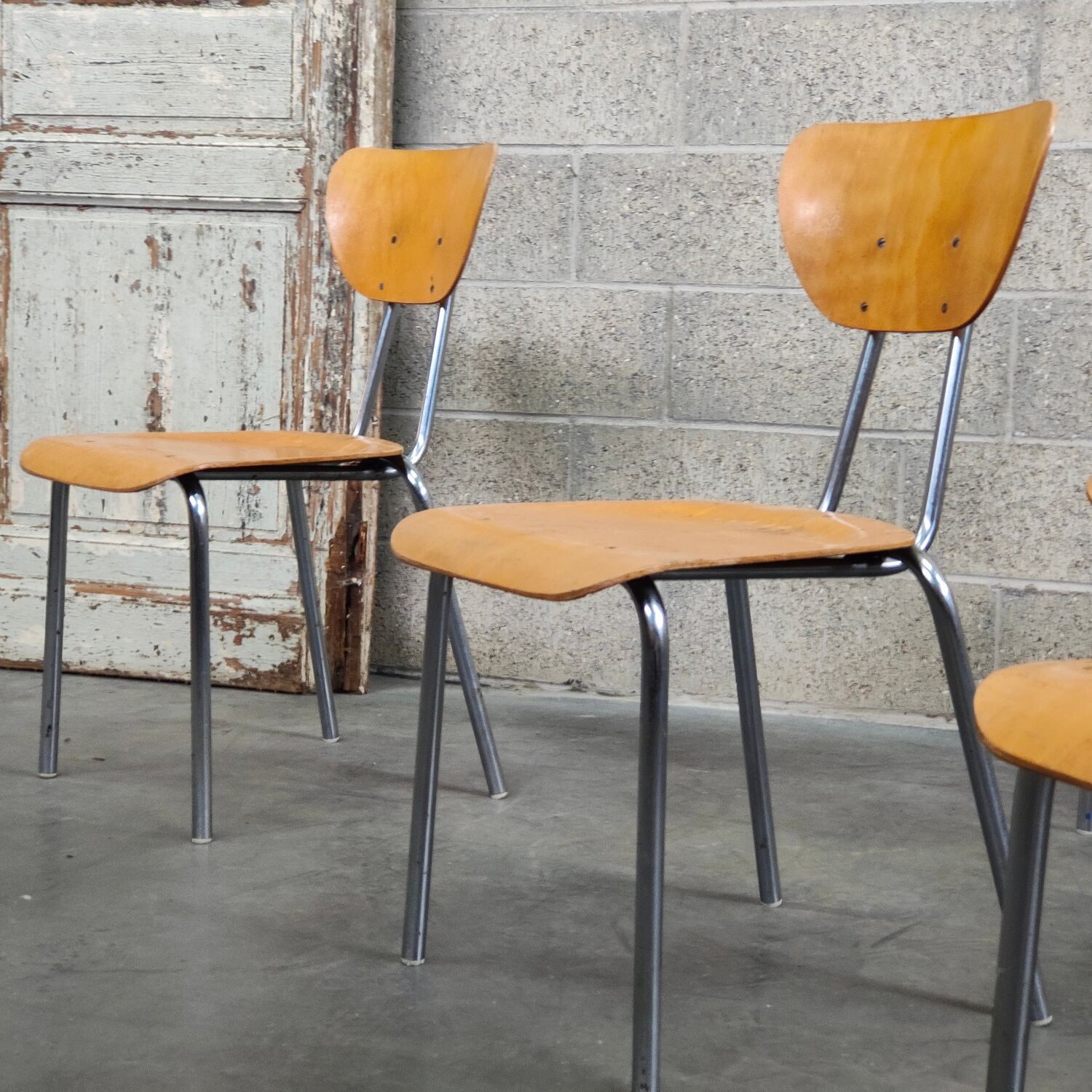 Lot de 6 chaises type ecole chrome et bois 1970
