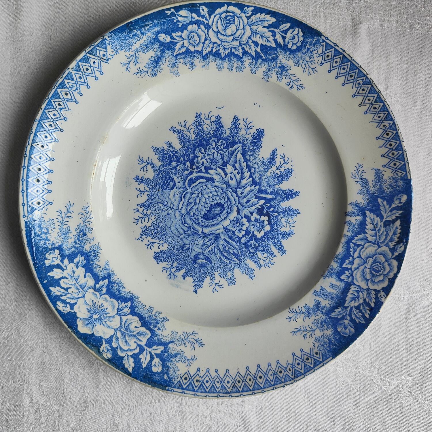 Iron earth plates Saint Amand Hamage