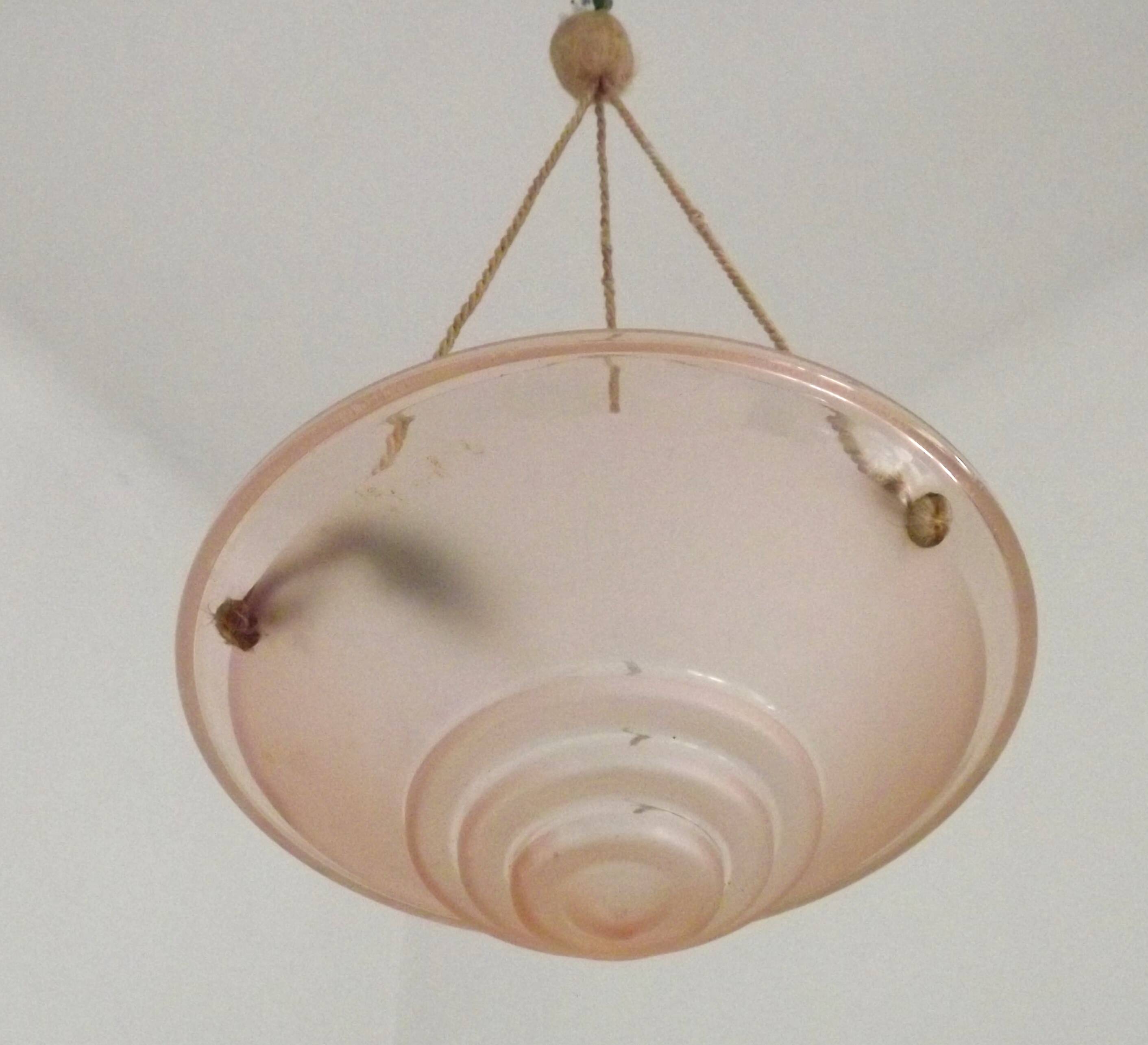 Vintage pink glass lamp with 3 cord hangers and pink ceiling 5001.