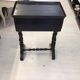 Table de chevet noire
