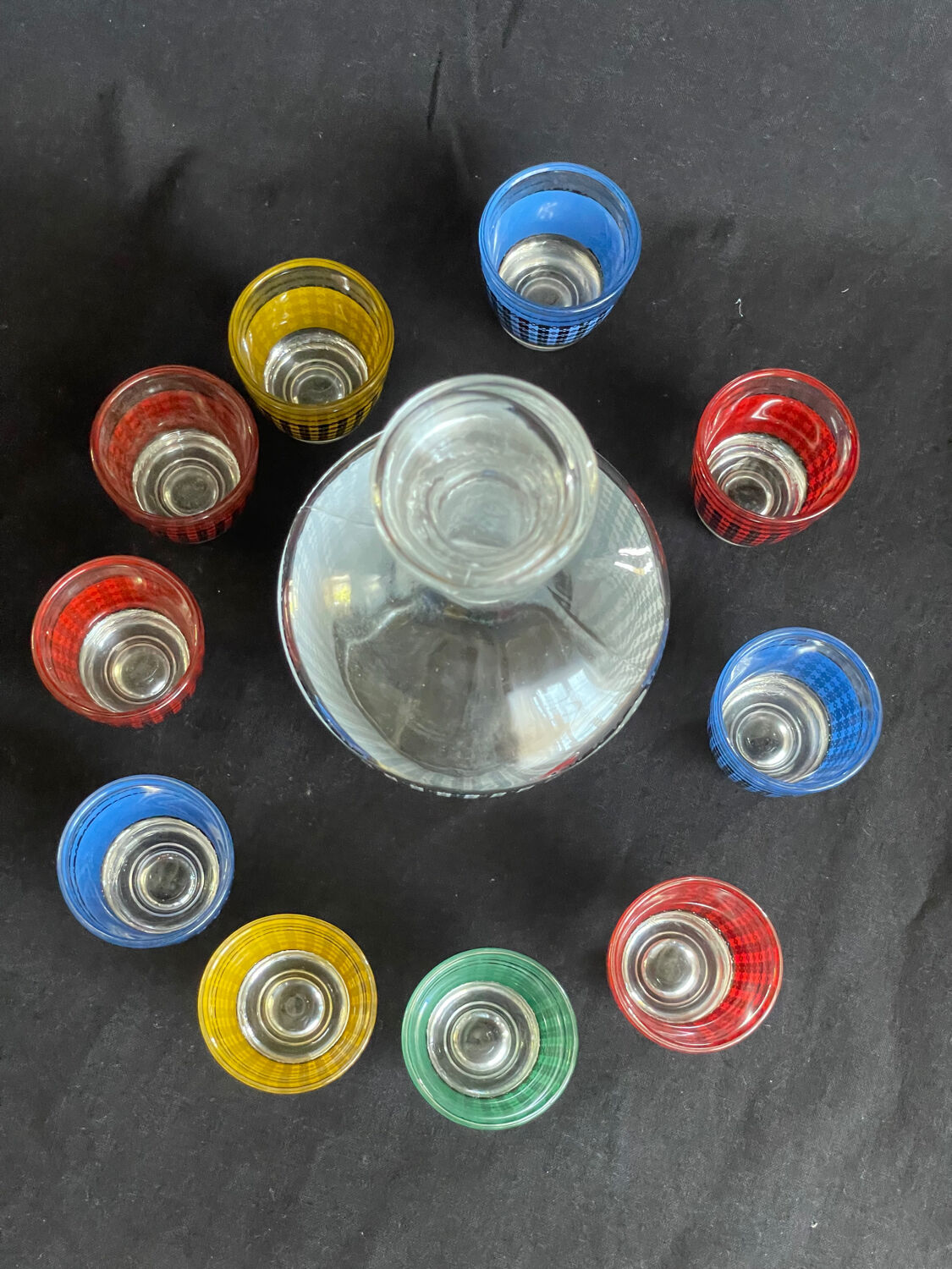 Vichy vintage liquor service