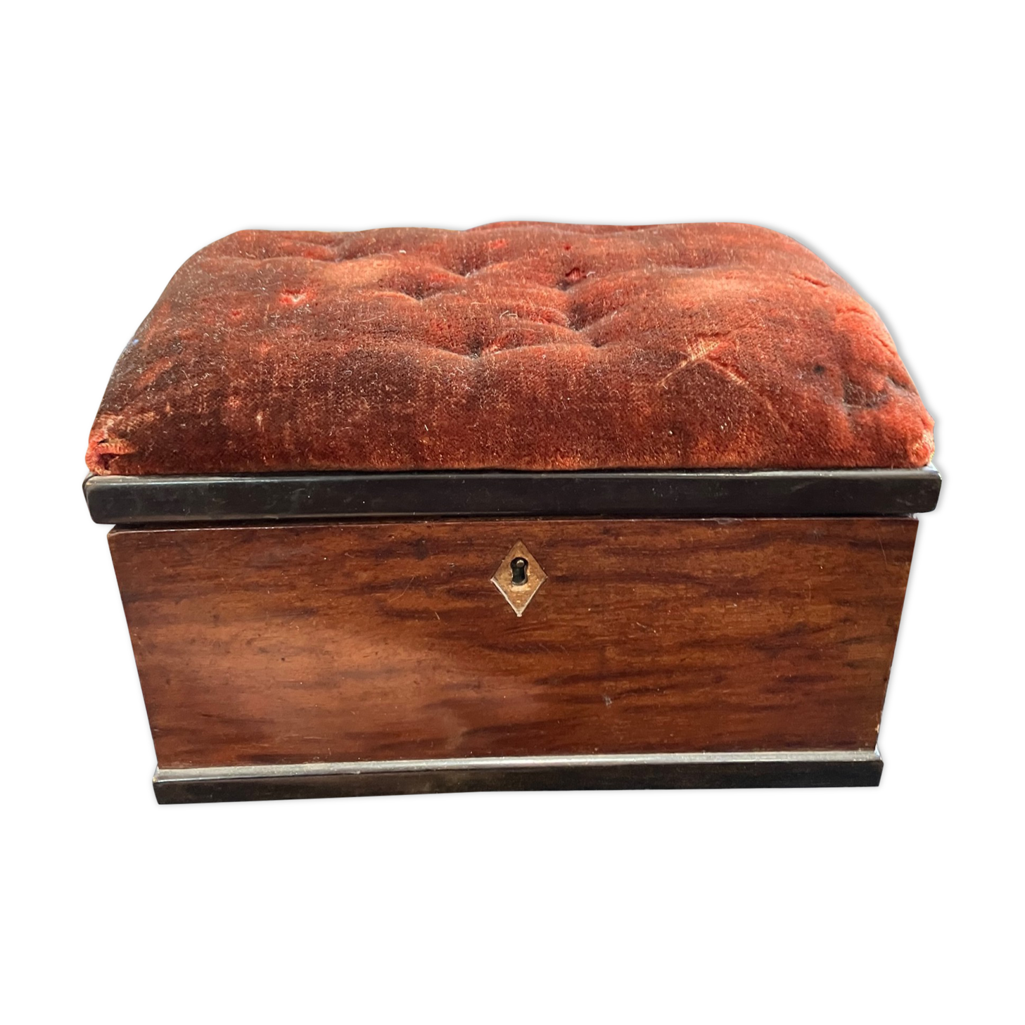 Jewel box in veneer and velvet wood