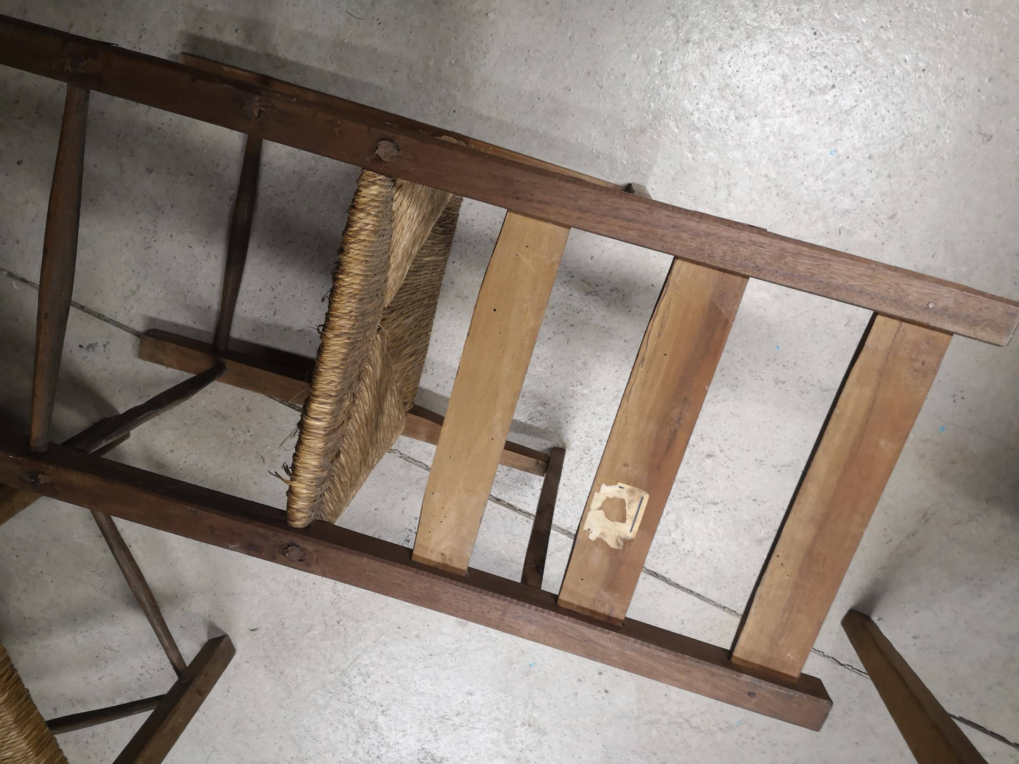 Pair of antique wooden straw-seated armchairs - Authentic country style