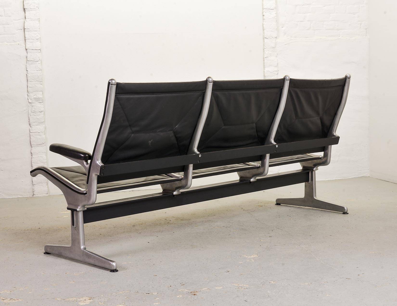 Charles Eames Black Leather 3-Seat Tandem Sling Airport Bench Herman Miller