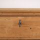Commode ancienne à trois tiroirs (vers 1920)