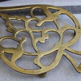 Brass table mat