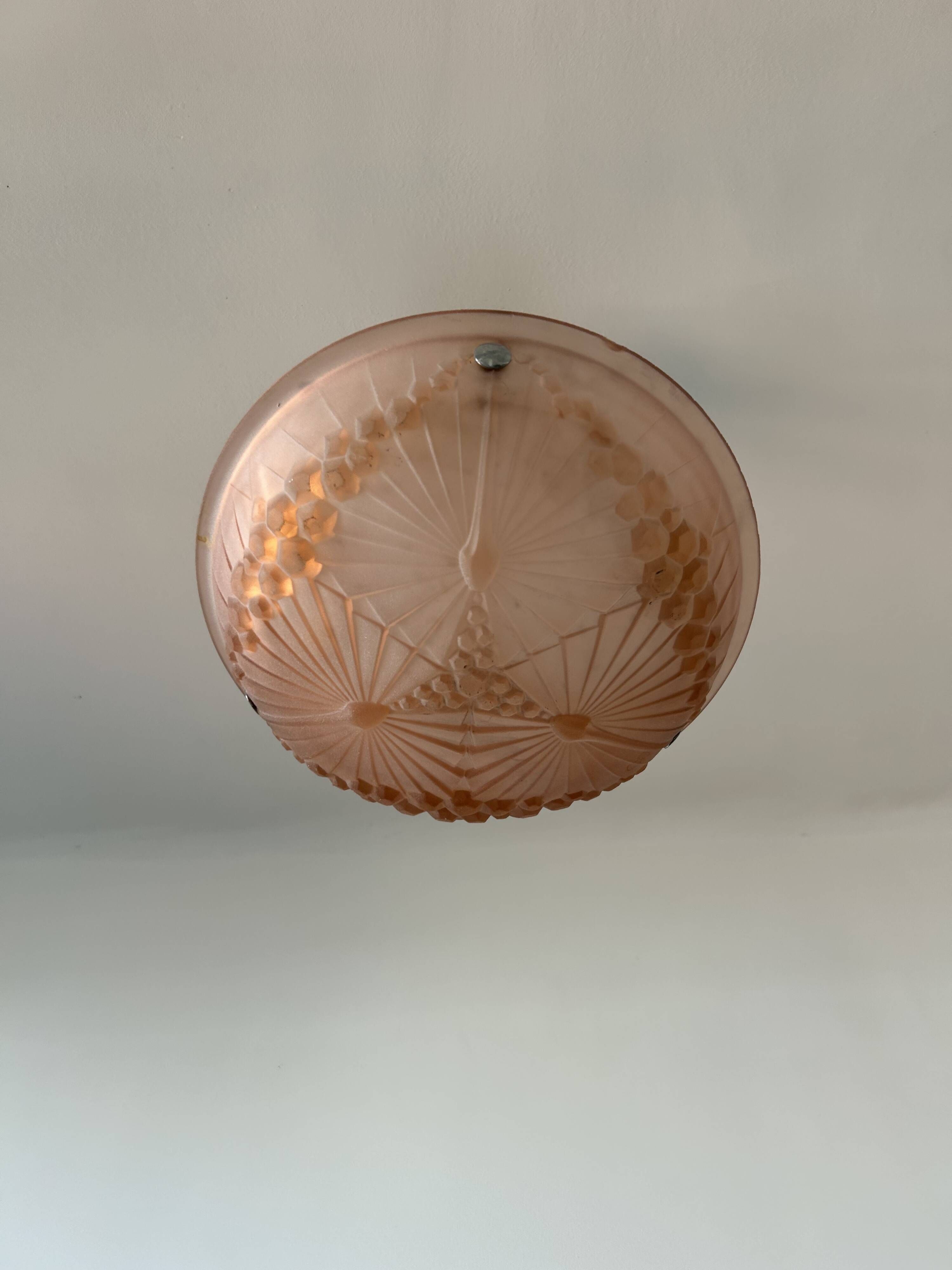Suspension, antique Art Deco basin