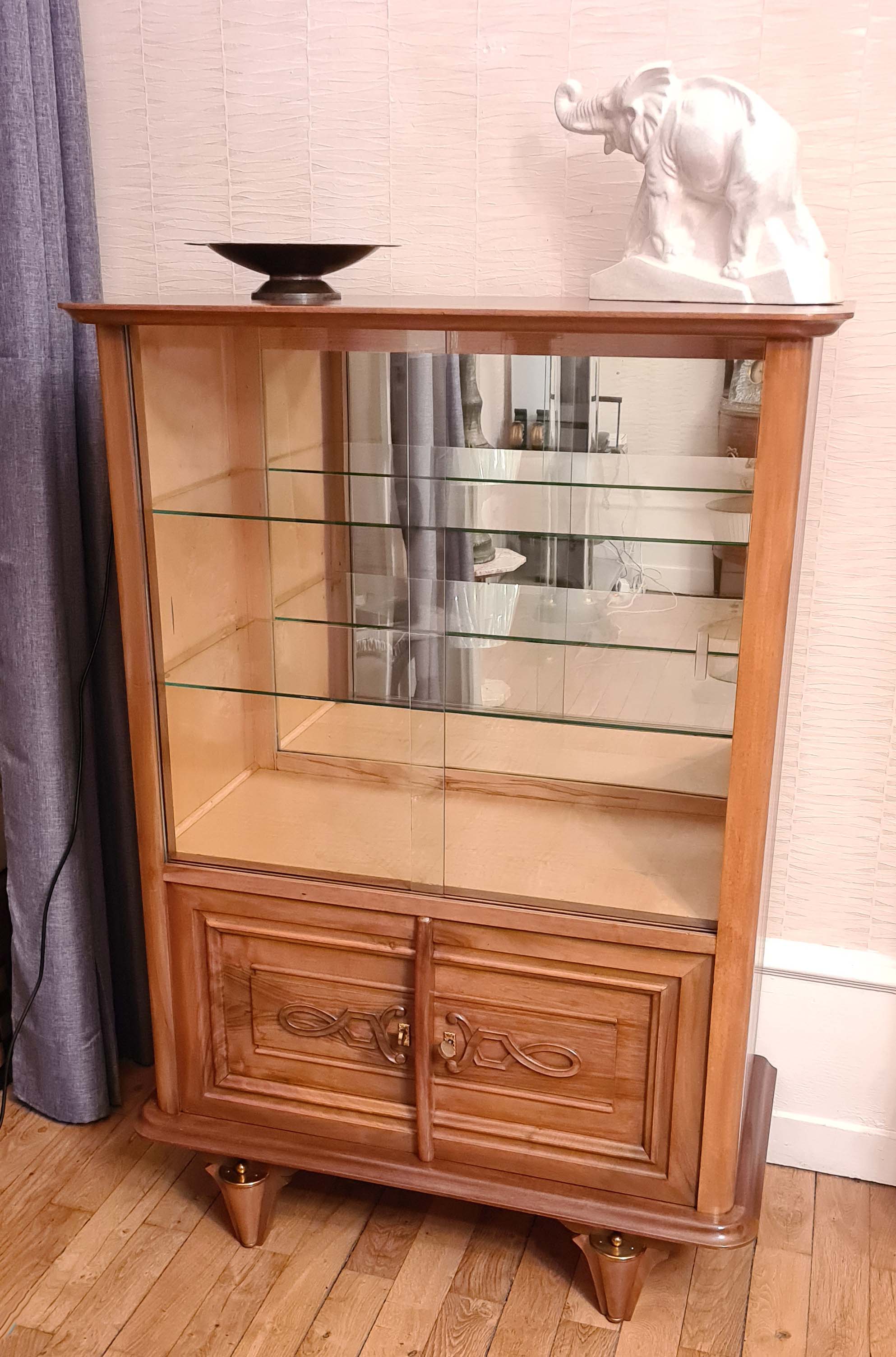 Art Deco walnut glass display case 1930-1940
