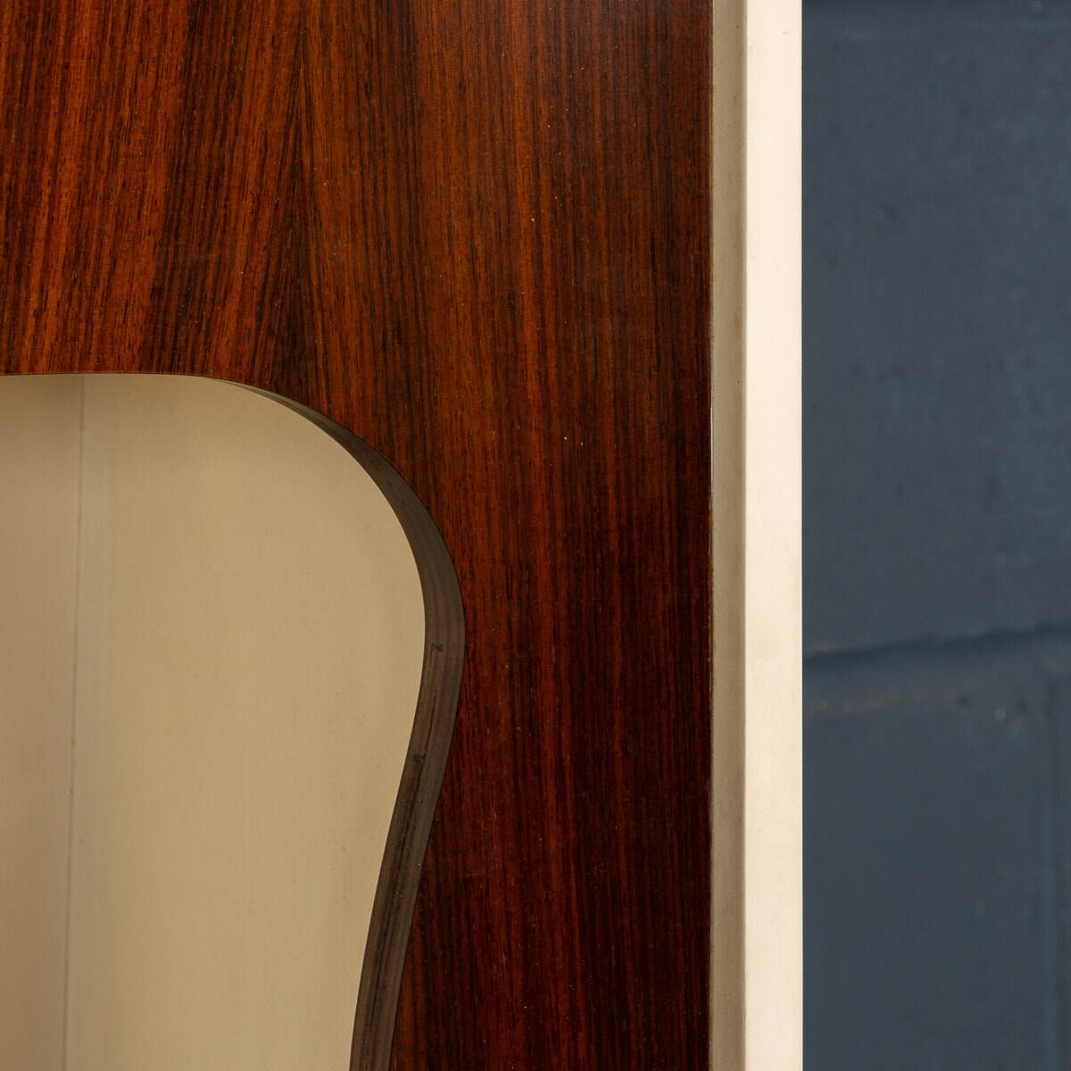 20thC ITALIAN STANDING DRY BAR IN HARDWOOD & CREAM LAMINATE c.1970