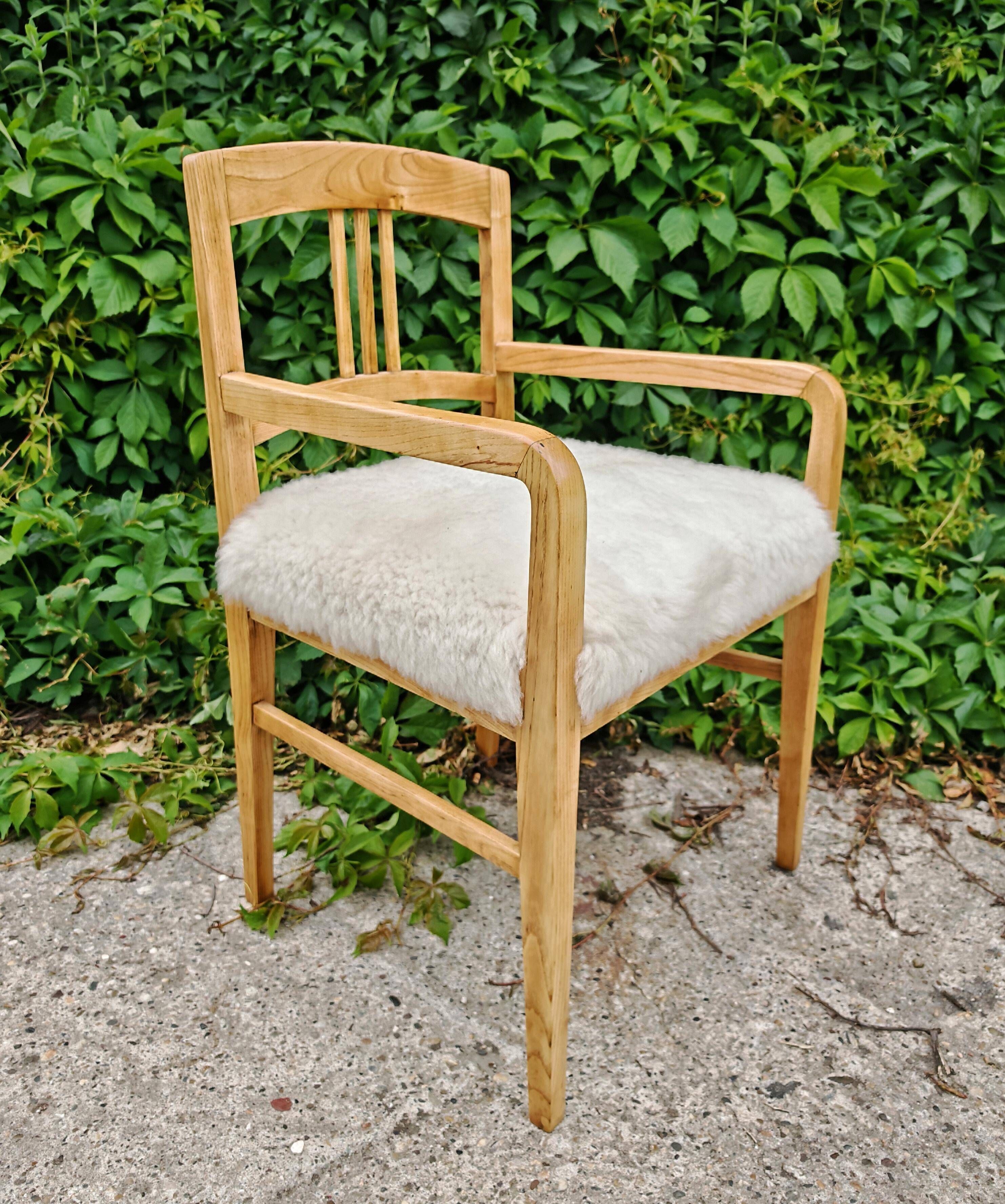 Pair of Jugendstil armchairs in solid ash and sheepskin 1910